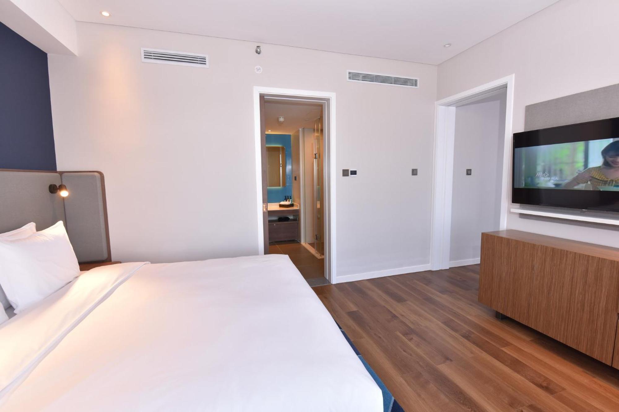 Holiday Inn Express Yinchuan Downtown By Ihg Экстерьер фото