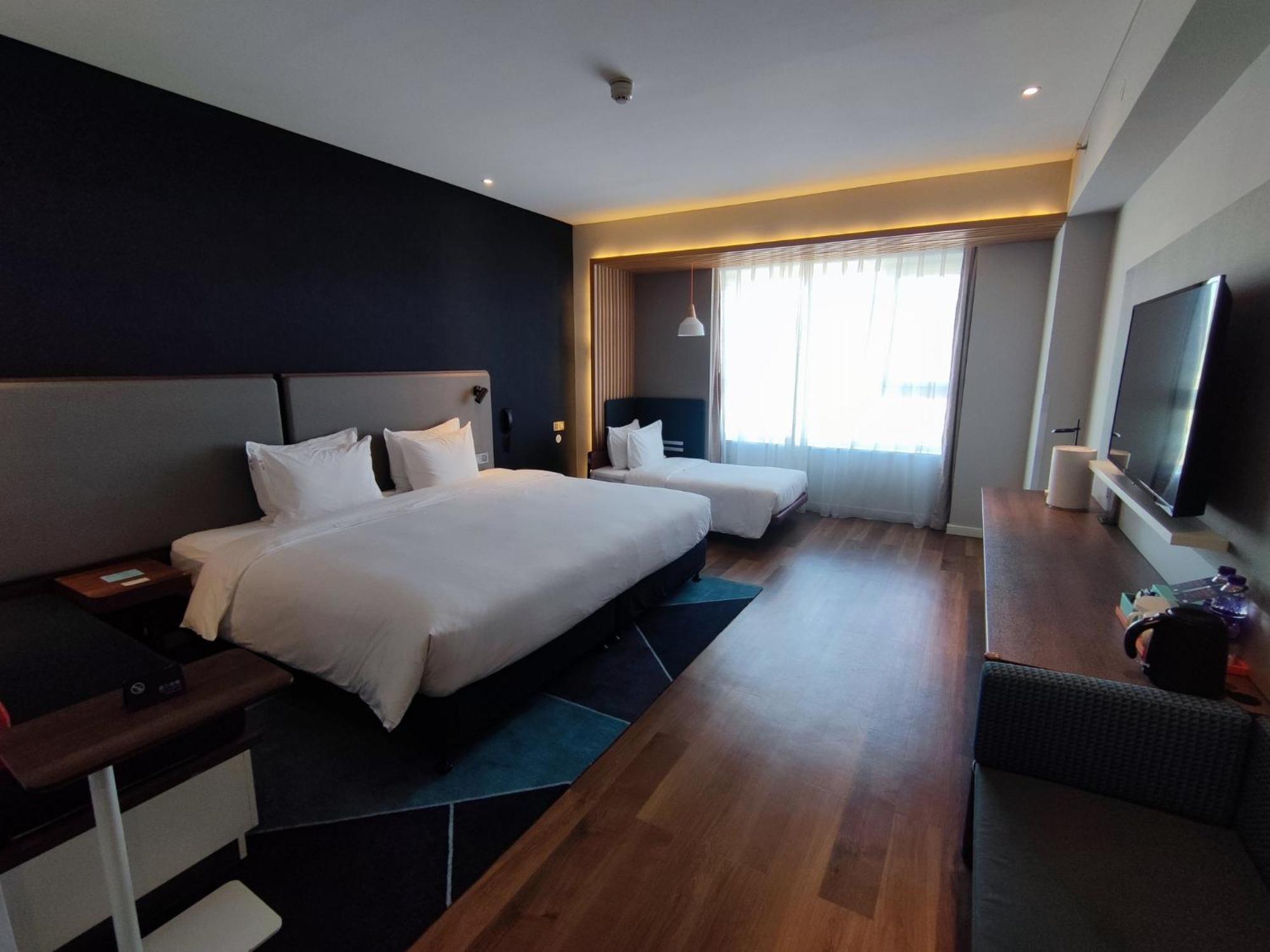 Holiday Inn Express Yinchuan Downtown By Ihg Экстерьер фото