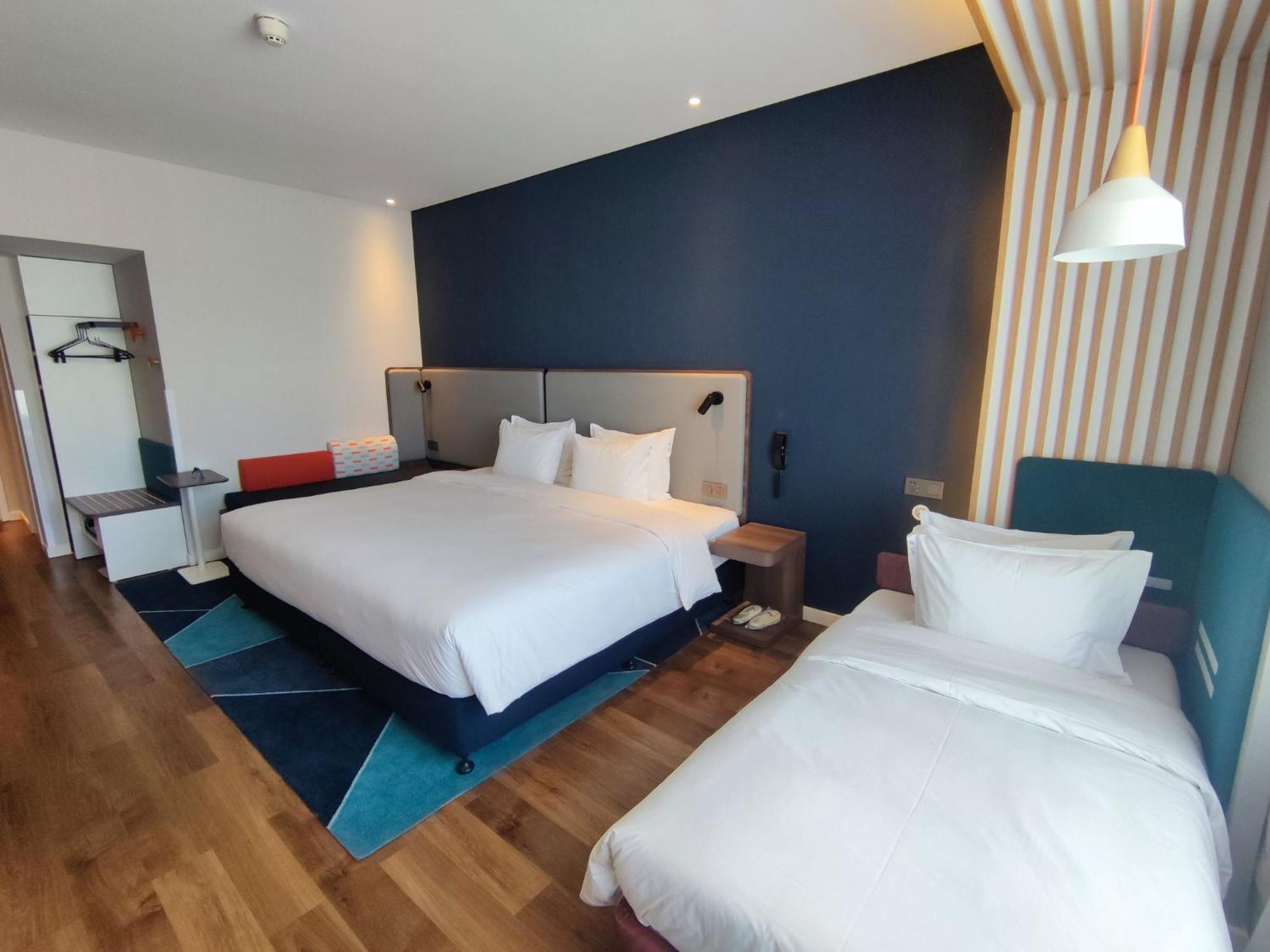 Holiday Inn Express Yinchuan Downtown By Ihg Экстерьер фото